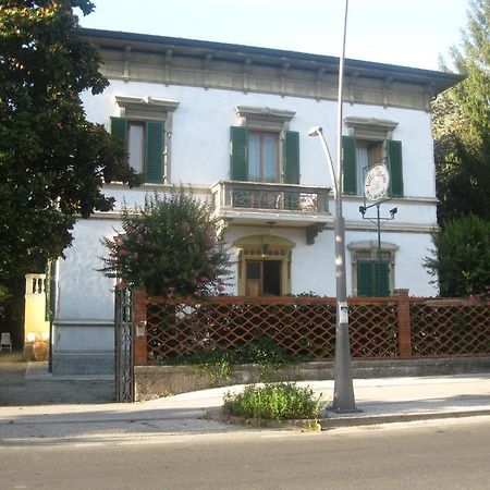 Villa Patrizia B&B Lucca Exterior foto
